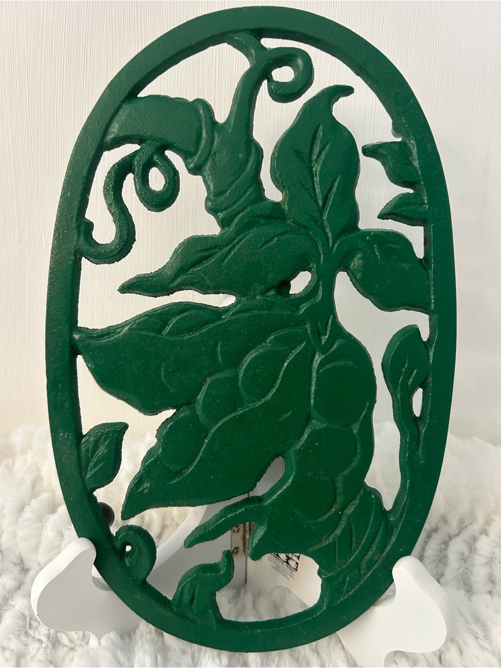 Vintage Green Cast Iron Peas Kitchen Footed Trivet
